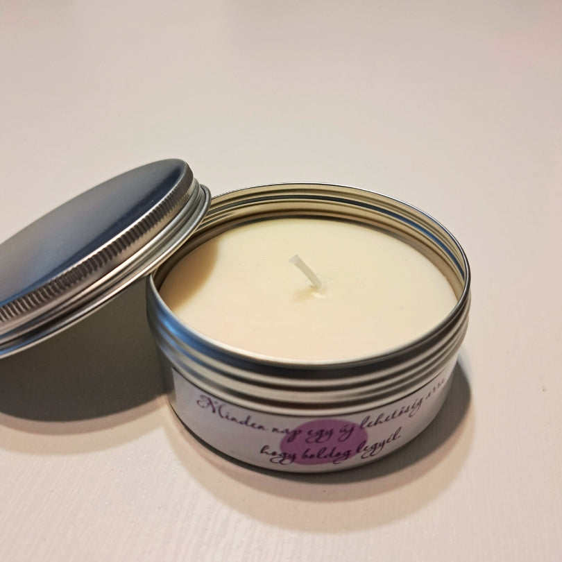 Személyre szabható gyertya fémtégelyben