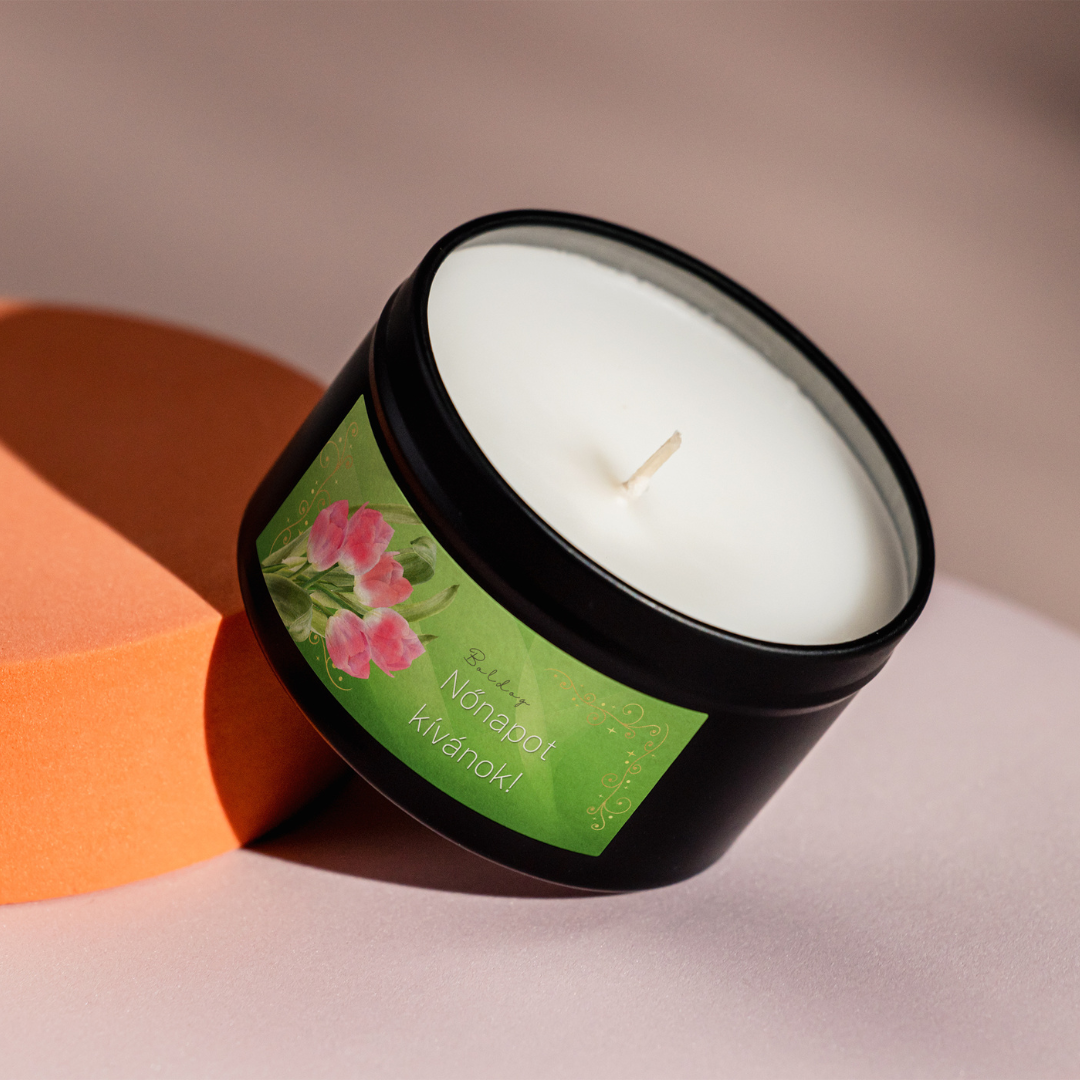 Nőnapi személyre szabható gyertya fekete fémtégelyben (01)